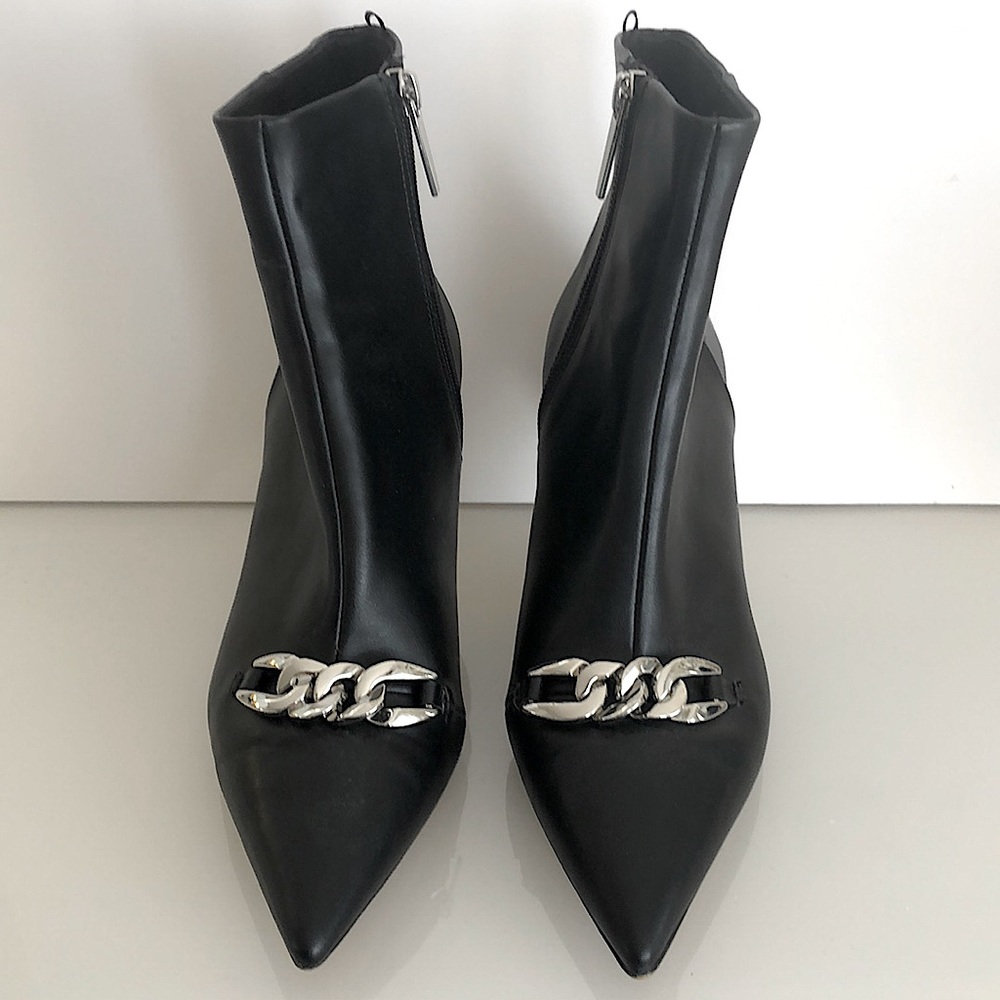 H&M Black Leather Ankle Boots with Silver Chain Size 7